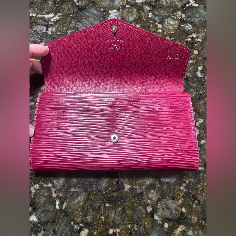 Louis Vuitton Sarah epi leather wallet - Picture 2 of 13